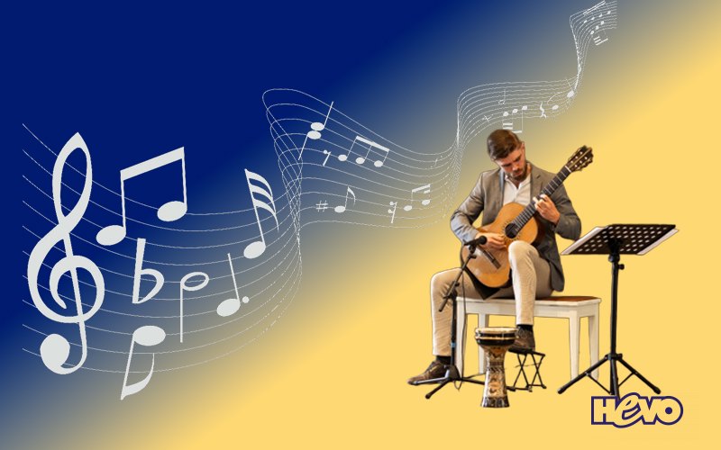 De ontwikkeling van de gitaar in de klassieke muziekwereld De ontwikkeling van de gitaar in de klassieke muziekwereld