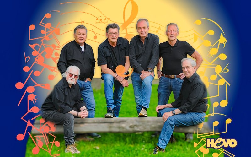 Livemuziek op zondagmiddag met de band Paradox Livemuziek op zondagmiddag met de band Paradox